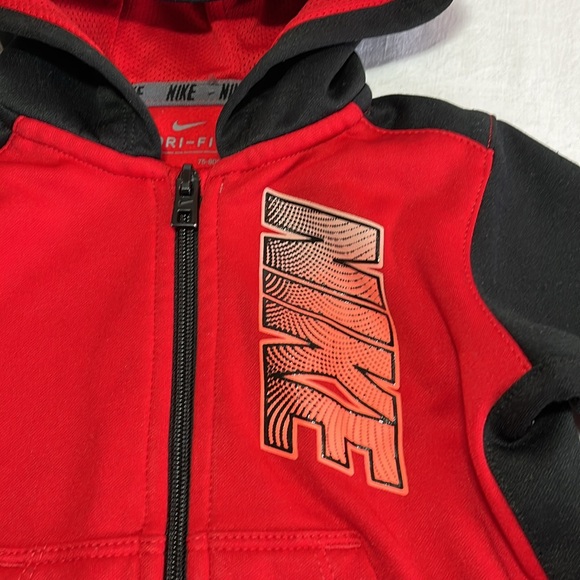12M Nike Dri-fit jacket - Picture 2 of 4